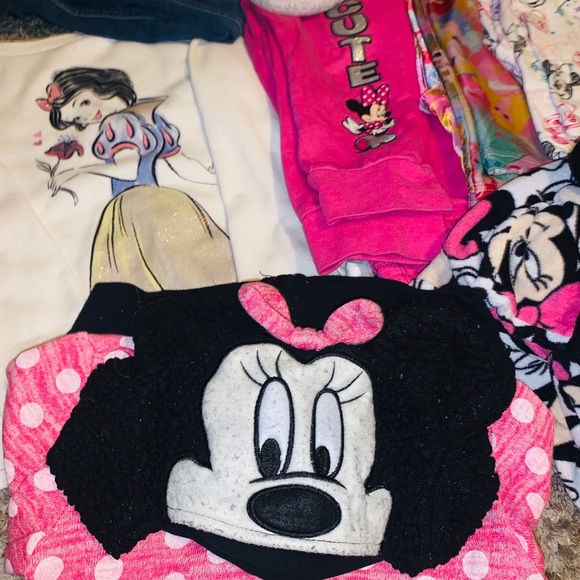 🎀Disney Girls Clothes Bundle size 5-6🎀 - Picture 9 of 11